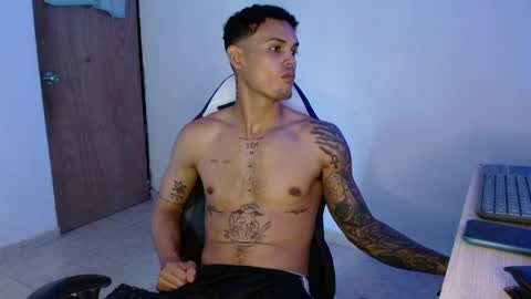 master_black777 online show from April 2026 02:09:01 PM