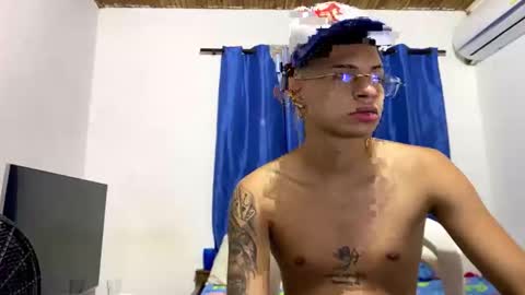 Snapshot of master_boy01 chatting on November 2025 11:21:02 PM master_boy01 online show from November 2025 11:21:02 PM