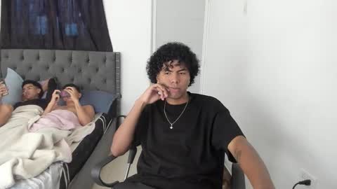 master_boy28 online show from October 2025 06:17:01 PM