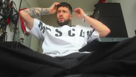 Snapshot of master_steven_01 chatting on January 2025 03:40:02 PM steven online show from January 2025 03:40:02 PM