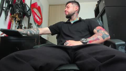 Snapshot of master_steven_01 chatting on January 2025 03:19:01 PM steven online show from January 2025 03:19:01 PM