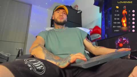 Snapshot of master_steven_01 chatting on February 2025 11:24:02 PM steven online show from February 2025 11:24:02 PM