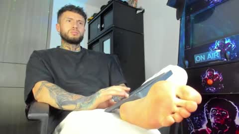 Snapshot of master_steven_01 chatting on February 2025 11:15:01 PM steven online show from February 2025 11:15:01 PM