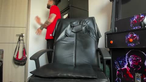 Snapshot of master_steven_01 chatting on March 2025 07:49:02 PM steven online show from March 2025 07:49:02 PM