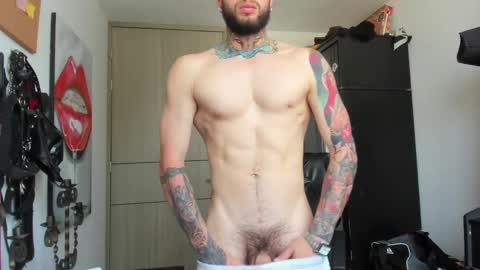 Snapshot of master_steven_01 chatting on March 2025 06:01:02 PM steven online show from March 2025 06:01:02 PM