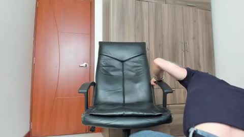 Snapshot of master_steven_01 chatting on September 2025 09:26:01 PM steven online show from September 2025 09:26:01 PM