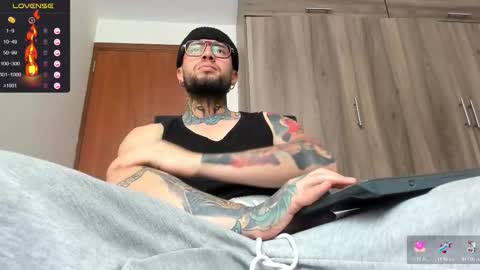 Snapshot of master_steven_01 chatting on October 2025 05:30:01 PM steven online show from October 2025 05:30:01 PM