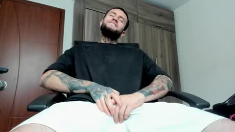 Snapshot of master_steven_01 chatting on November 2025 10:24:01 PM steven online show from November 2025 10:24:01 PM