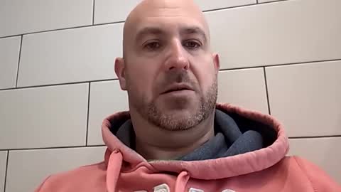 Snapshot of masterclass69er chatting on November 2025 10:32:02 AM Bob online show from November 2025 10:32:02 AM