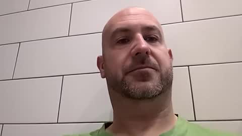 Snapshot of masterclass69er chatting on November 2025 09:14:02 AM Bob online show from November 2025 09:14:02 AM