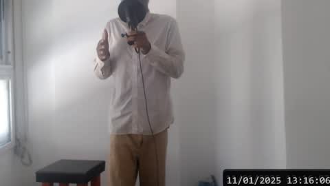 Snapshot of masterdomfuck chatting on January 2025 04:14:02 PM Masterdomfuck online show from January 2025 04:14:02 PM