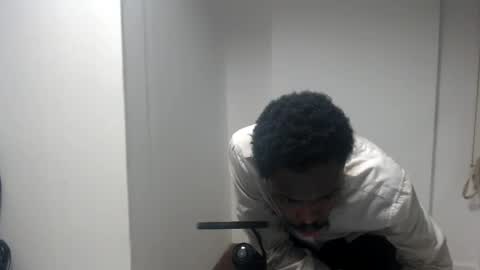Snapshot of masterdomfuck chatting on January 2025 01:07:02 AM Masterdomfuck online show from January 2025 01:07:02 AM