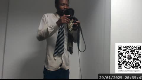 Snapshot of masterdomfuck chatting on January 2025 11:35:02 PM Masterdomfuck online show from January 2025 11:35:02 PM