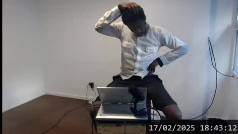 Snapshot of masterdomfuck chatting on February 2025 09:41:02 PM Masterdomfuck online show from February 2025 09:41:02 PM