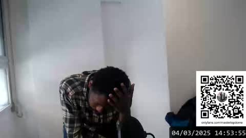 Snapshot of masterdomfuck chatting on March 2025 06:07:01 PM Masterdomfuck online show from March 2025 06:07:01 PM