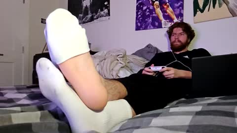 Snapshot of masterevan15 chatting on March 2025 12:18:01 AM CanuckSoles online show from March 2025 12:18:01 AM