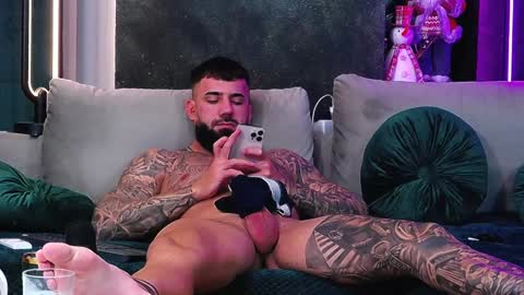 masterkingofmuscle online show from December 2024 02:49:02 PM