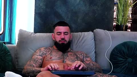 masterkingofmuscle online show from February 2025 10:19:01 AM