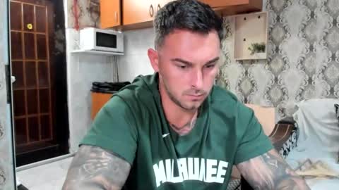 Jon online show from September 2025 07:47:01 PM