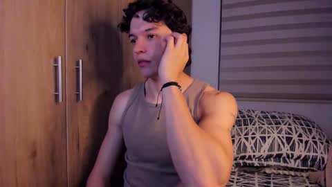 Snapshot of mastrangelo_x chatting on October 2025 04:37:01 AM mastrangelo_x online show from October 2025 04:37:01 AM