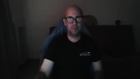 mat11efou online show from September 2025 02:05:01 AM