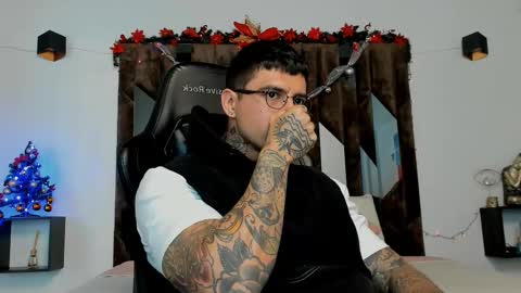 mateo_dilucajs1 online show from December 2025 10:15:01 PM