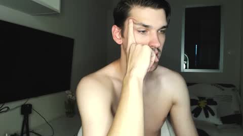 mateo_zeus online show from January 2025 03:36:02 AM
