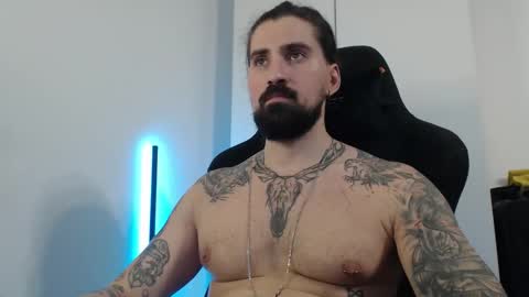 mateohalifa online show from October 2025 06:01:01 PM