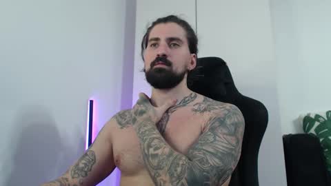 mateohalifa online show from November 2025 05:57:02 PM