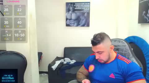 Snapshot of mateosexyhot22 chatting on June 2026 05:07:01 PM Mateo online show from June 2026 05:07:01 PM