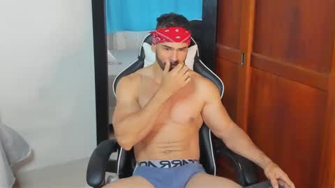 mathews_smith online show from September 2025 12:10:02 PM