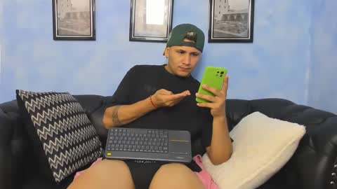 mathias cocks online show from September 2025 06:02:02 AM