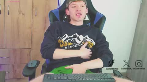 Alejandro Alex online show from December 2025 03:09:02 PM