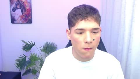 Snapshot of matiii18 chatting on April 2026 01:35:01 PM Mati online show from April 2026 01:35:01 PM