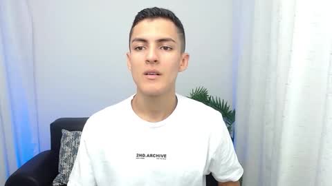 Matias online show from November 2025 02:38:02 PM