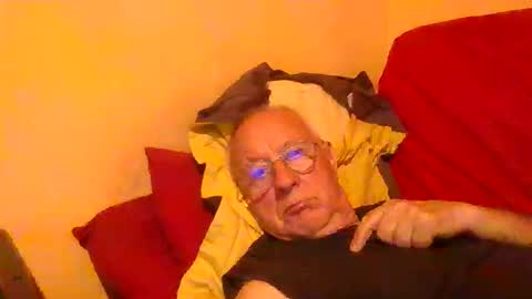 joyaam79 online show from April 2026 09:01:01 PM