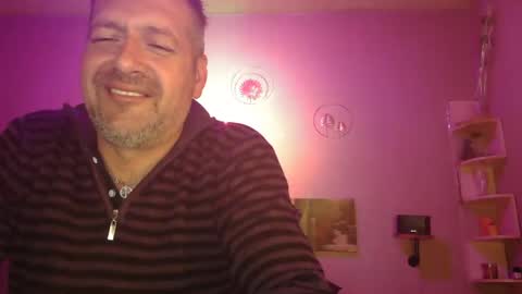 Snapshot of matrike1 chatting on May 2026 07:33:01 PM matrike1 online show from May 2026 07:33:01 PM