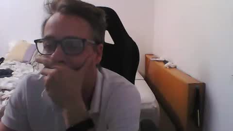 Snapshot of matrixmad chatting on October 2025 06:49:02 PM matrixmad online show from October 2025 06:49:02 PM