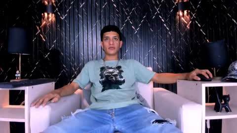 Matt Ruso online show from December 2025 03:04:01 AM