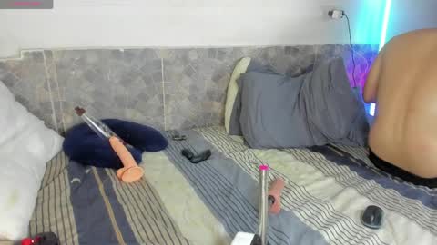 Matt Coom Independent model online show from April 2026 06:10:01 PM