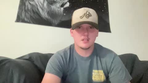 Snapshot of mattdawg13 chatting on September 2025 03:40:02 AM MattDawg13 online show from September 2025 03:40:02 AM