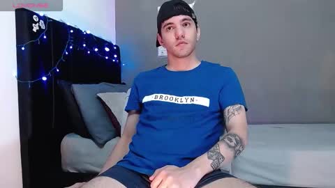 ---Matteo--- online show from December 2025 05:48:02 AM