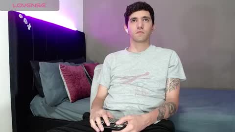 ---Matteo--- online show from February 2026 03:40:01 AM