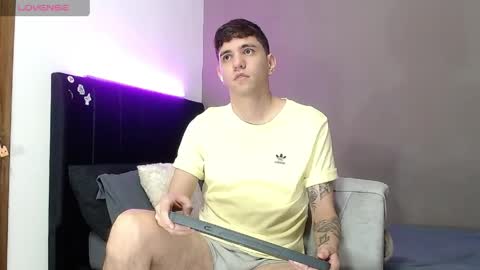 ---Matteo--- online show from April 2026 03:44:02 AM