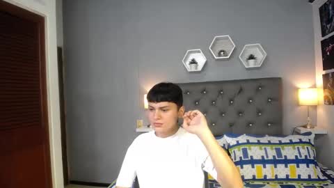 Snapshot of matthew_sandler chatting on November 2025 03:27:02 AM MATTHEW SANDLER online show from November 2025 03:27:02 AM