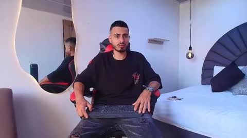 Matthew online show from February 2026 09:11:02 PM