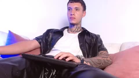 Matt online show from November 2025 06:12:01 PM