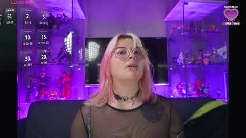 Snapshot of matti_sofia chatting on June 2026 11:04:01 AM TATIANA AND ROUS online show from June 2026 11:04:01 AM