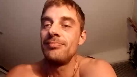 mattlesnake_101 online show from April 2026 11:38:01 AM