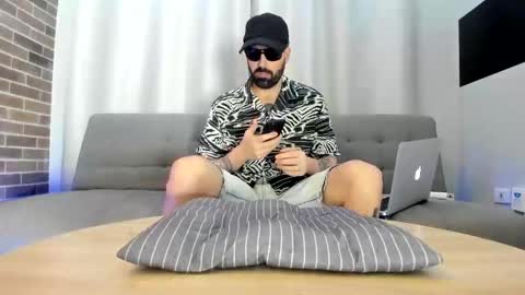 Matt online show from December 2024 02:10:01 AM